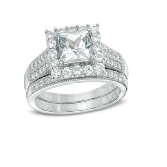 Princess cut Lab created White Sapphire set in Sterling Silver - Picture 1 of 10